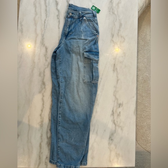 NWT GAP CARGO JEANS - Picture 2 of 3